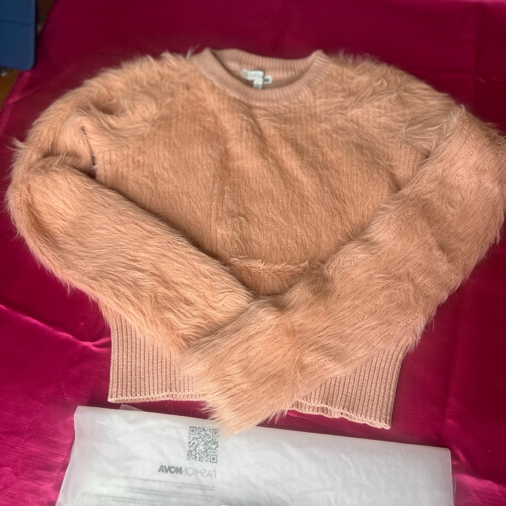 👛SOFT & FUZZY SWEATER👛